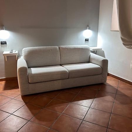 Base Napoli Plebiscito Bed & Breakfast Exterior photo