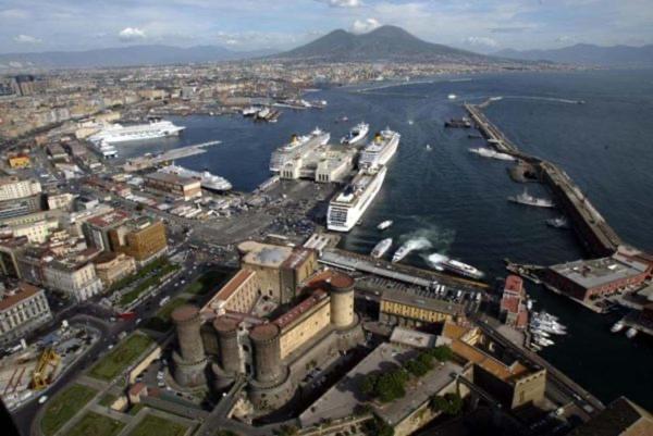 Base Napoli Plebiscito Bed & Breakfast Exterior photo